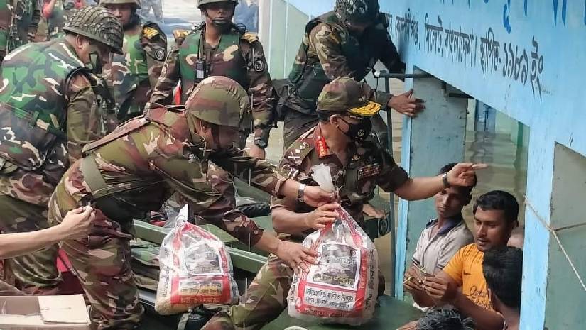 বহু সেনাসদস্য বন্যা পরিস্থিতি মোকাবিলায় স্ট্যান্ডবাই: সেনাপ্রধান