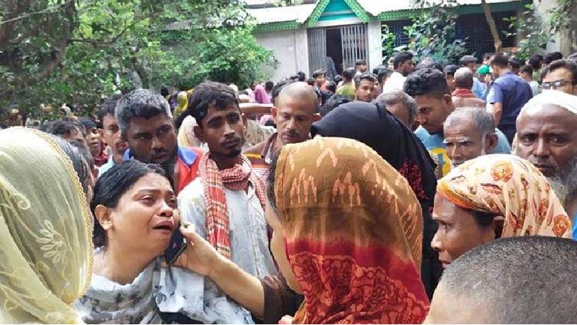 নারায়ণগঞ্জে মা-ছেলেকে গলা কেটে খুন