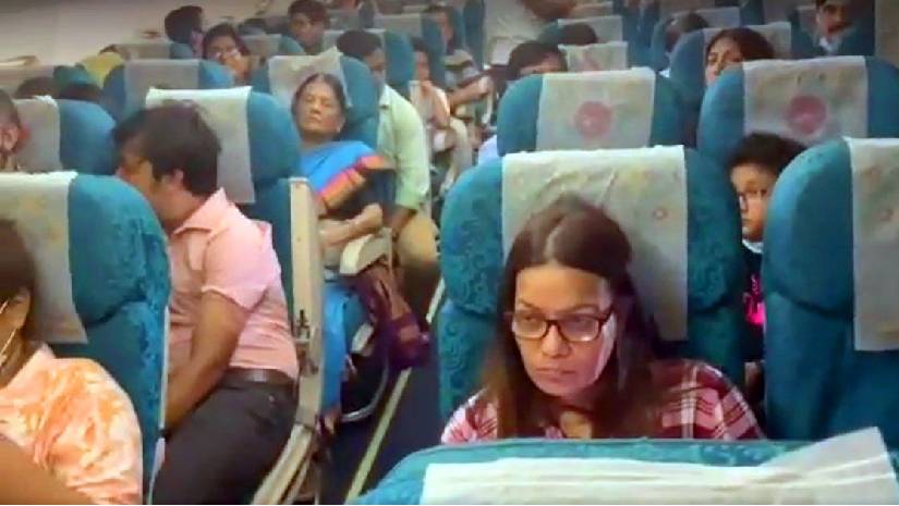 ভোগান্তি শেষে দেশে ফিরেছেন বিমানের ১৫৮ যাত্রী