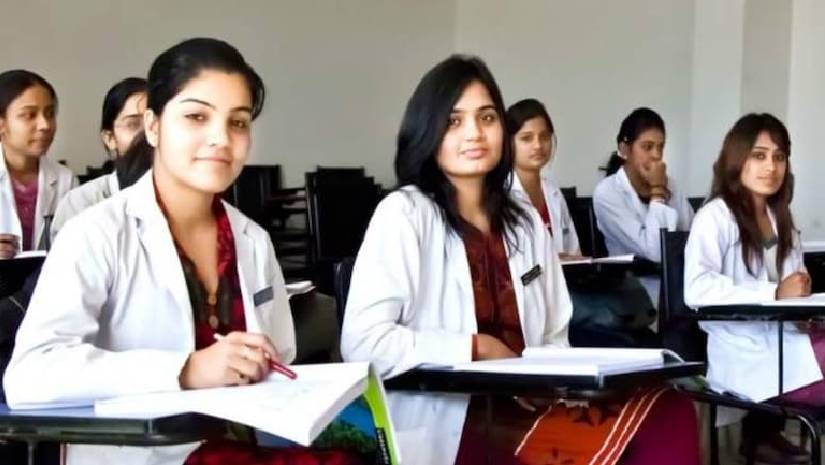 পরীক্ষায় বসতে খুলতে হবে অন্তর্বাস, ভারতে তোলপাড়