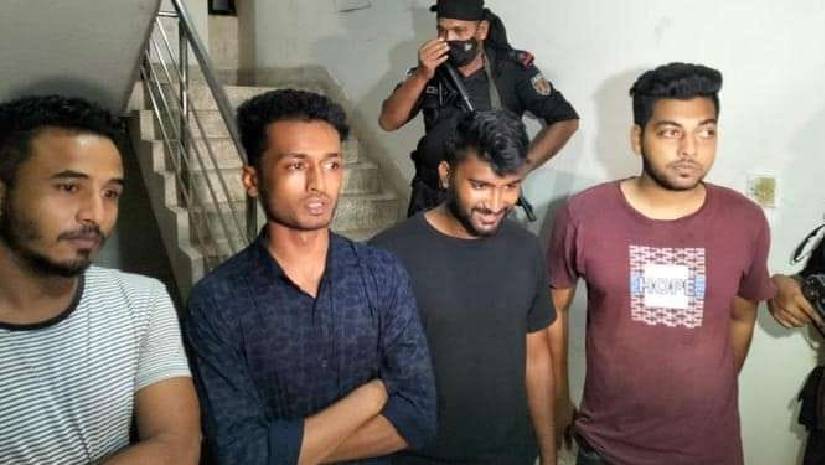 চবি ছাত্রীকে যৌন নিপীড়নকারী মূল হোতাসহ গ্রেপ্তার ৪
