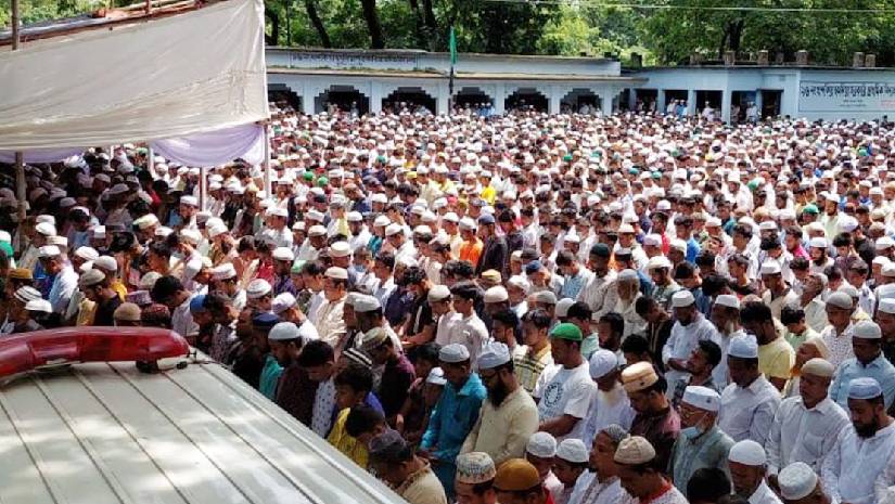 অনন্ত যাত্রার শেষ আনুষ্ঠানিকতায়ও তারা একে অপরের সঙ্গী