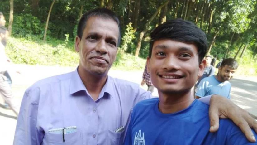 ভর্তি পরীক্ষায় অংশ নিতে এবার চবিতে ৫৫ বছর বয়সী বেলায়েত