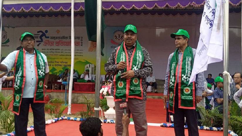 সন্তানদের ভিডিও গেম নয়, বিকেলে খেলার মাঠে আনুন: প্রতিমন্ত্রী