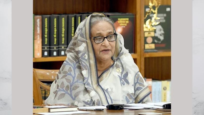বিদায় নেওয়ার জন্য প্রস্তুত প্রধানমন্ত্রী শেখ হাসিনা