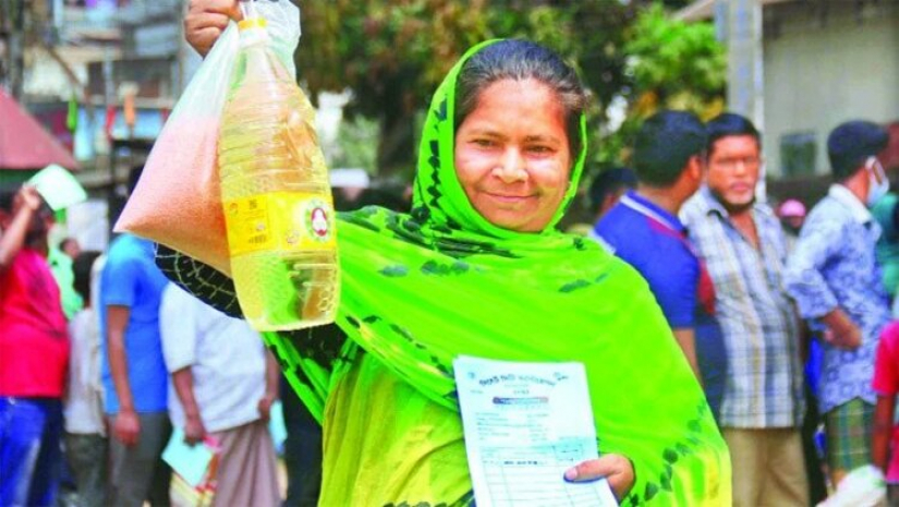 আজ থেকে সারাদেশে ফ্যামিলি কার্ডে টিসিবি পণ্য বিক্রি শুরু