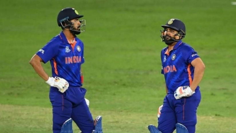 টসে জিতে ব্যাটিংয়ে ভারত, রেকর্ড গড়ার সামনে কোহলি