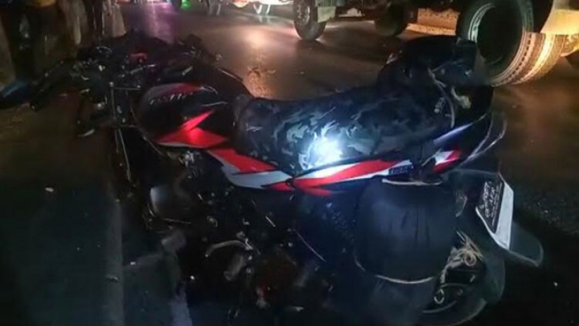 টাঙ্গাইলে বাসচাপায় নিহত ২