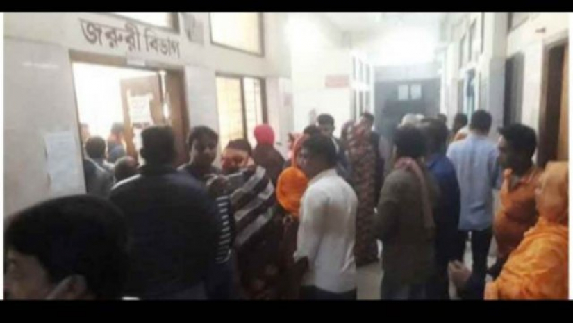 নিয়ন্ত্রণ হারিয়ে গাছে ধাক্কা মোটরসাইকেলেরর : নিহত ২