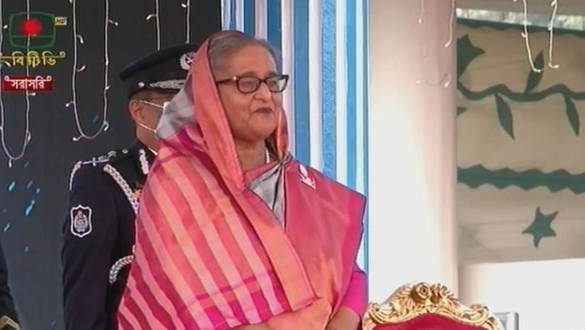 স্মার্ট বাংলাদেশের জন্য স্মার্ট পুলিশ বাহিনী প্রতিষ্ঠা করতে হবেঃ প্রধানমন্ত্রী