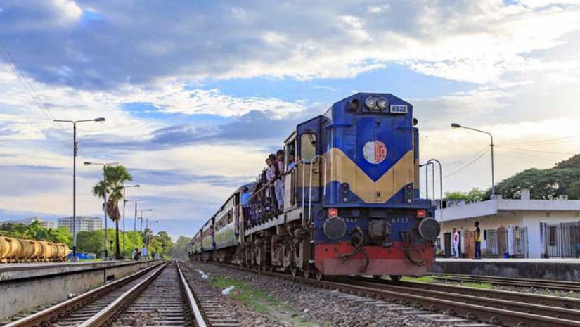 ট্রেন