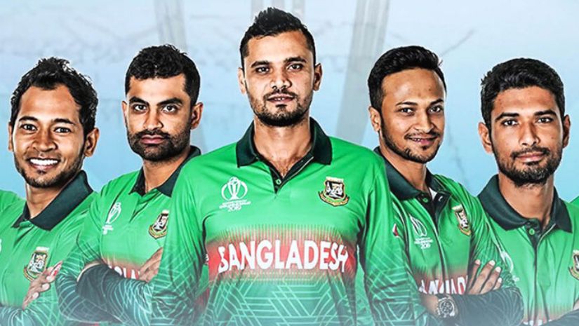 ক্রিকেটার