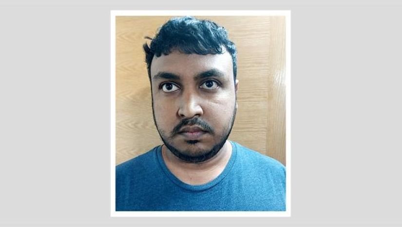 প্রতারক