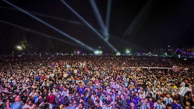 ফুটবল