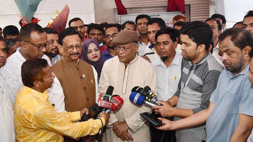 তথ্যমন্ত্রী