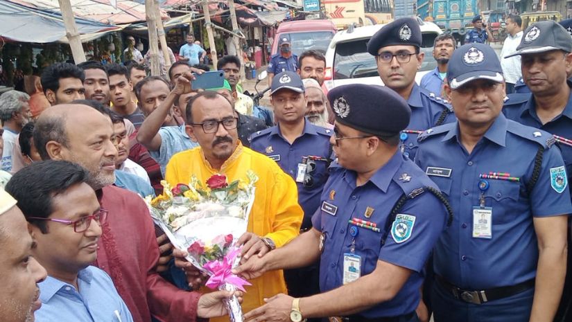 পুলিশ 