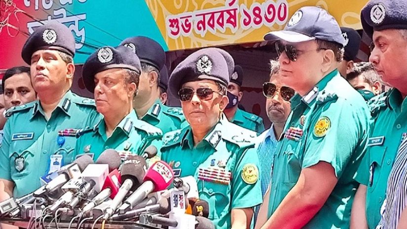পুলিশ