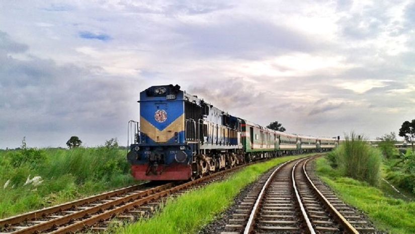 ট্রেন