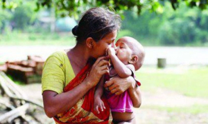 আজ বিশ্ব মা দিবস