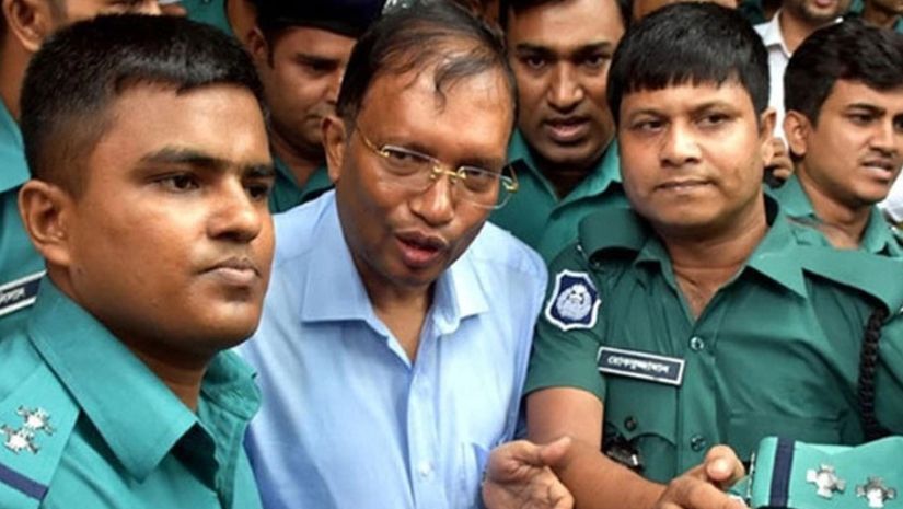 দুদকে