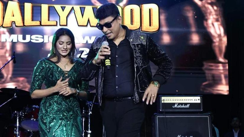 জায়েদ খান