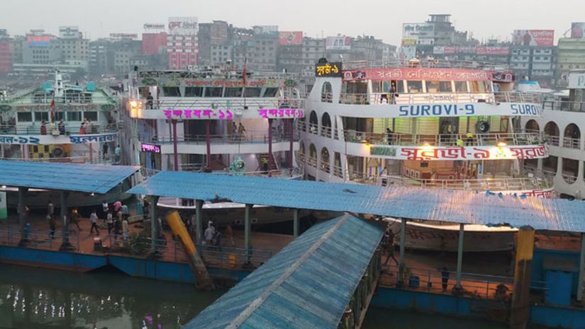 সদরঘাটে