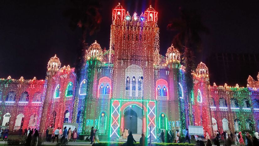 ঢাবি