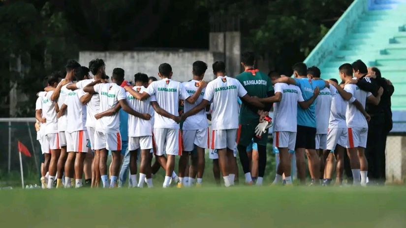 ফুটবল