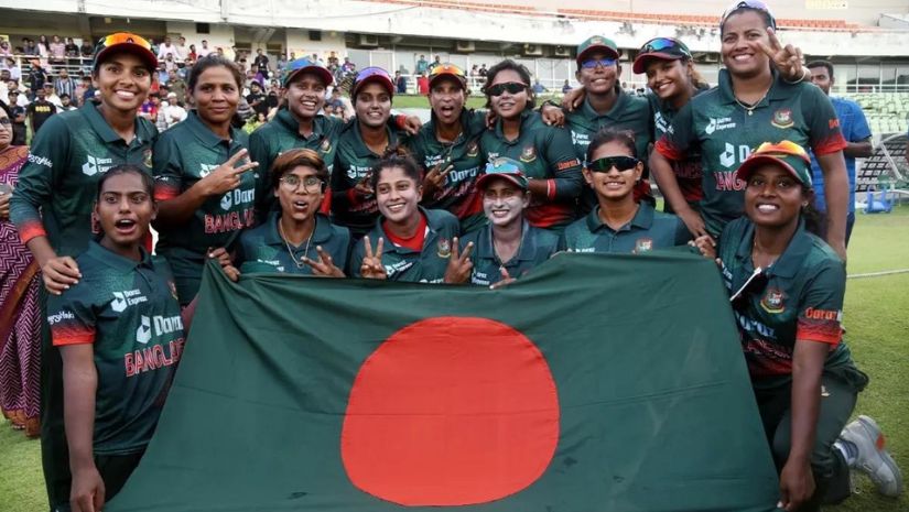 নারী ক্রিকেট