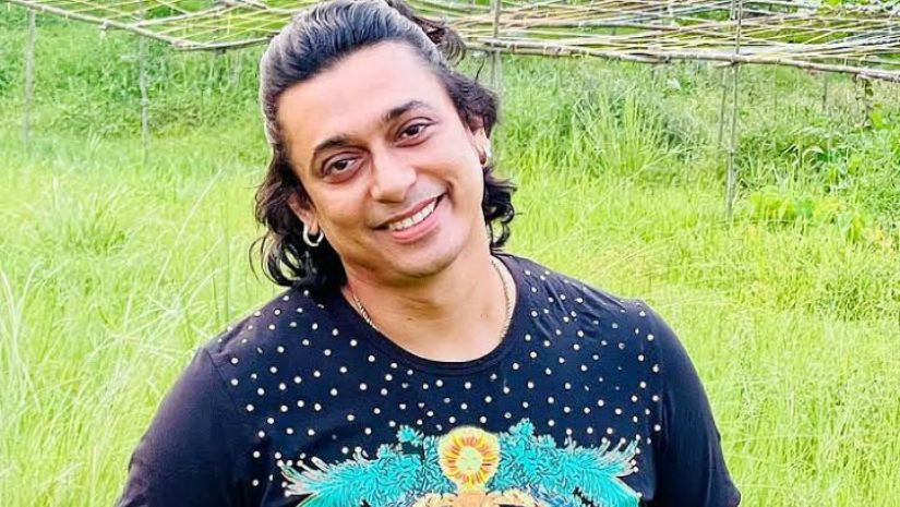 জায়েদ খান
