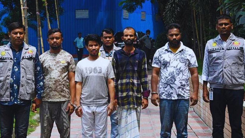 তথ্য চুরি
