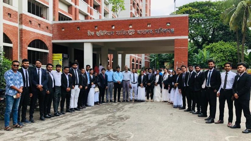 গণ বিশ্ববিদ্যালয় আইন বিভাগের শিক্ষার্থীদের আদালত পরিদর্শন