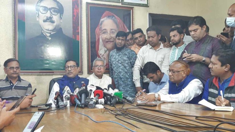 নির্বাচন