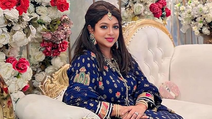 চিত্রনায়িকা