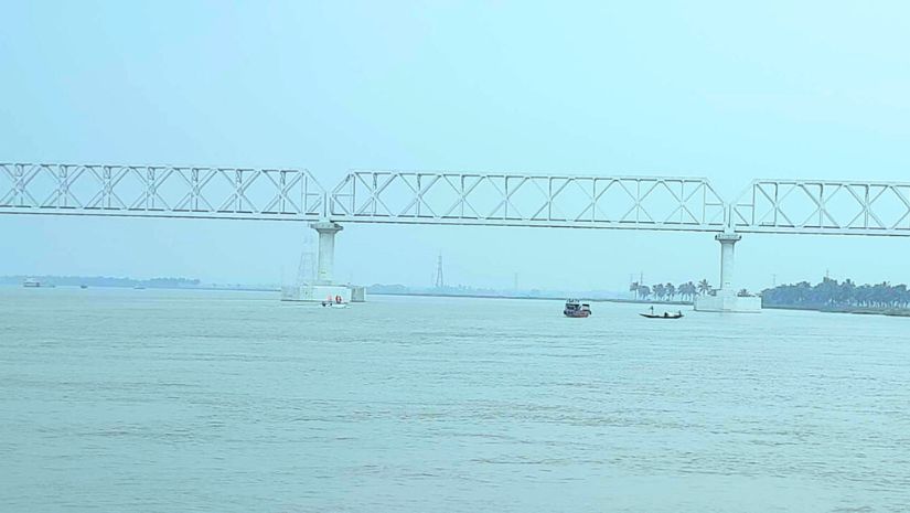 সারাদেশ
