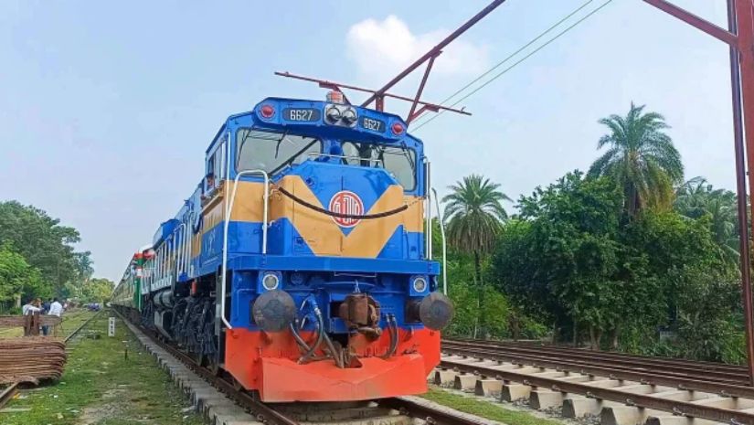 ট্রেন