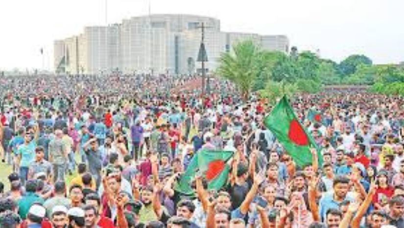 সংসদ ভবনে