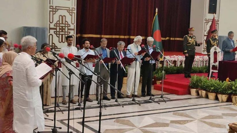 উপদেষ্টা