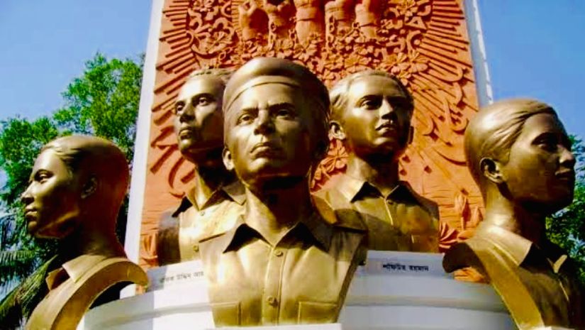 ৫২-এর ২১ ফেব্রুয়ারি আসলে ভাষার জন্য কতজন শহীদ হয়েছিলেন