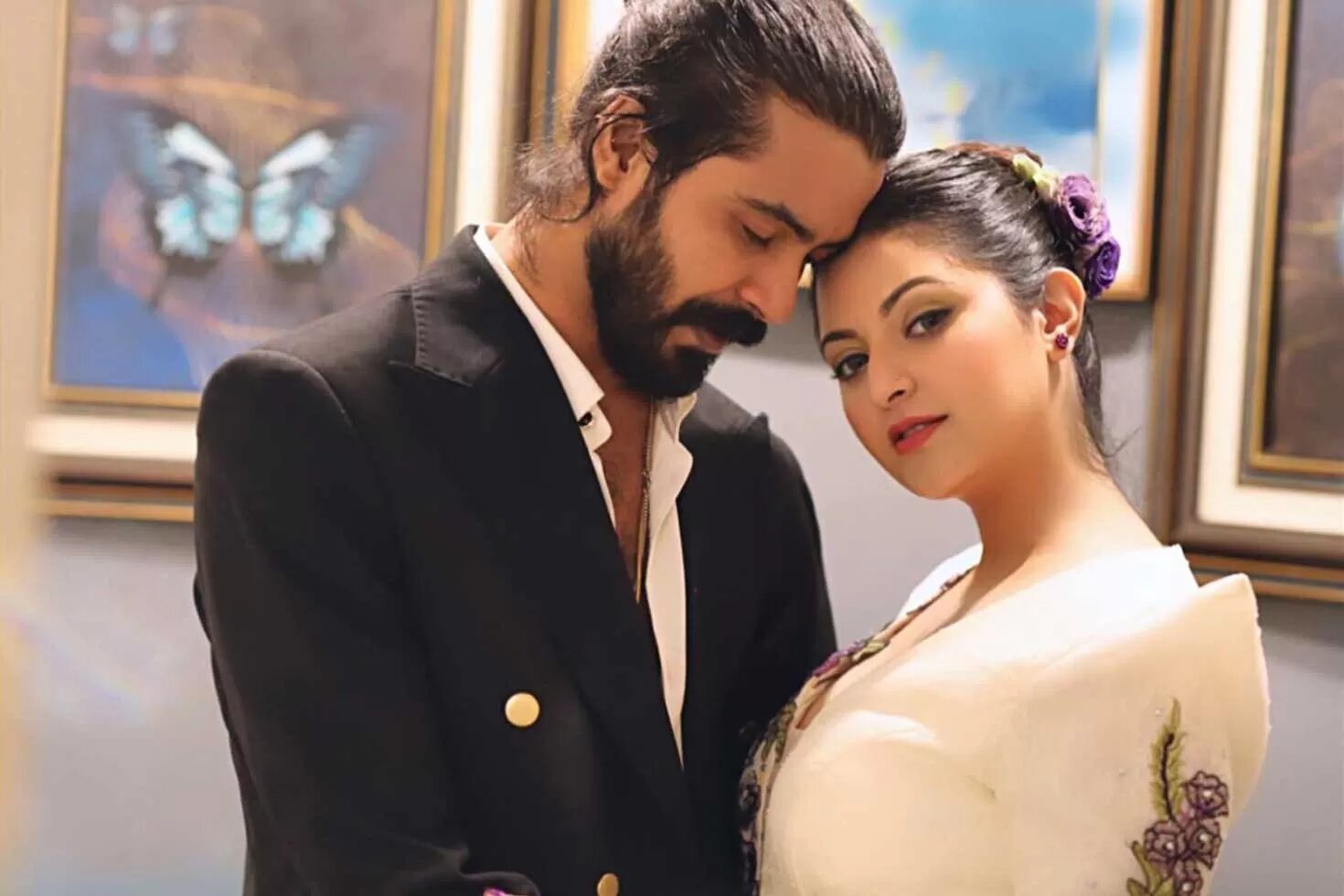 রাজ ও পরীমনি (সংগৃহীত)